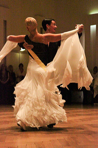 frauenball_2011_-_17.jpg